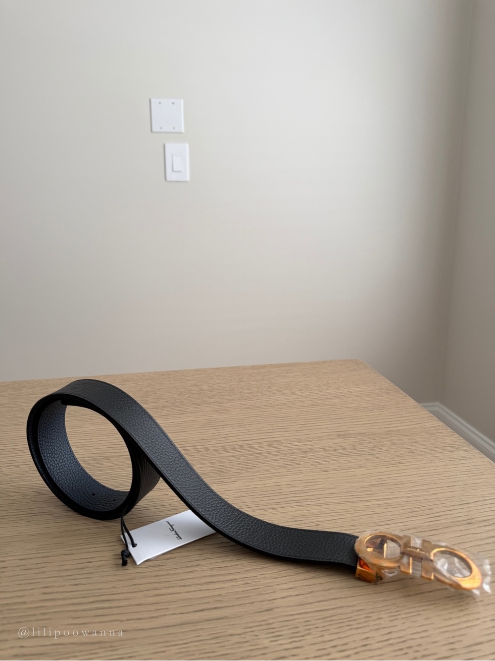 Salvatore Ferragamo Gancini Reversible Pebbled Leather Belt Size 36 Black/Blue